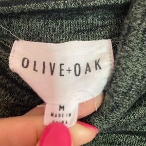 Hooded long sleeve shirt